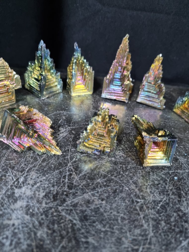 大批量铋晶体 - 60 - 34 毫米 水晶點- 598 g #4.3