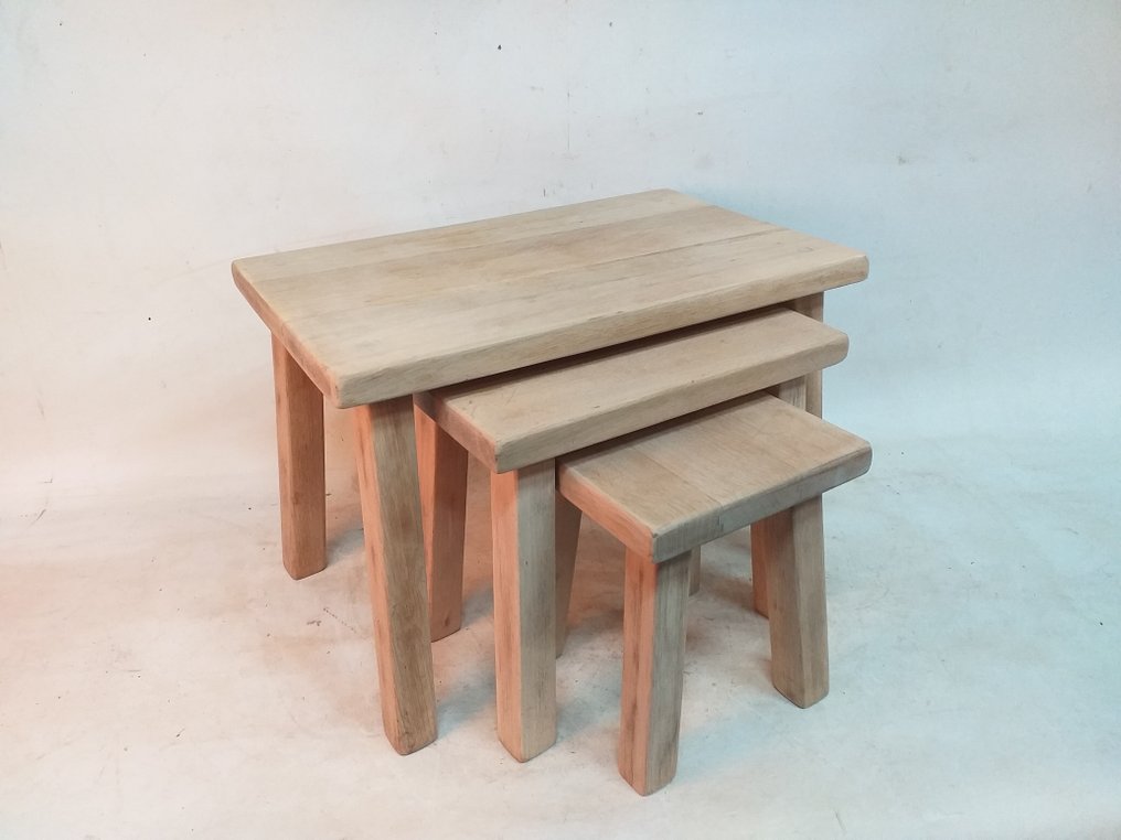 Tavoli impilabili (3) - Quercia - Set di tavolini da caffè in quercia. #1.0