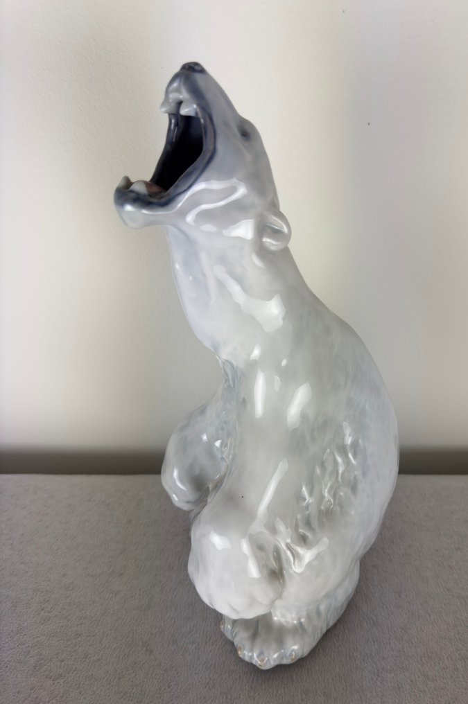 Royal Copenhagen - Figur - Porslin #3.2