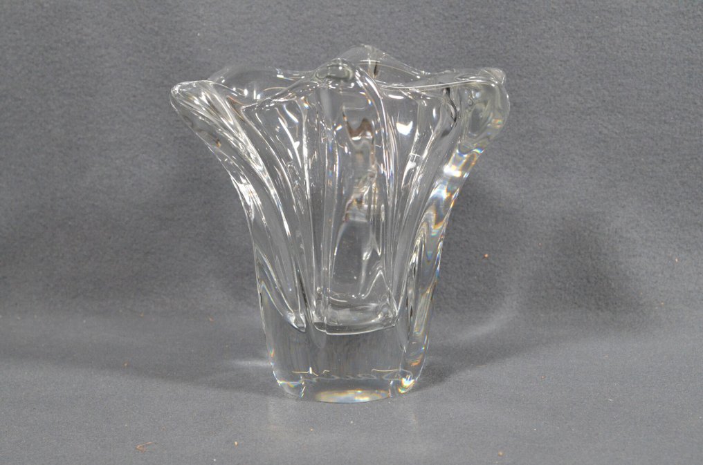 Daum - Βάζο -  Ταραχώδες ανθόραμα με πτυχώσεις.  - Κρύσταλλο #4.3