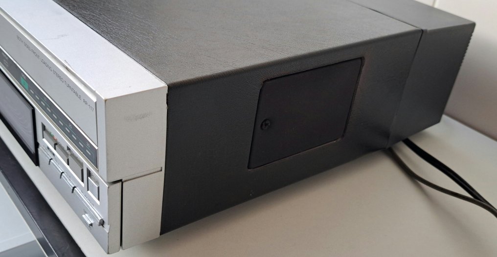 Sharp - RP-117 both sides front loading stereo, full automatic, met APMS Platenspeler #4.3