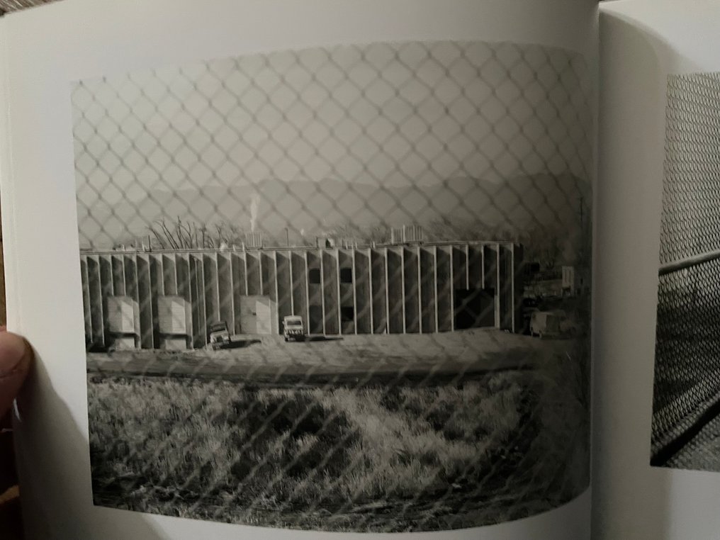 Robert Adams - What We Bought: The New World. - 2009 #4.3