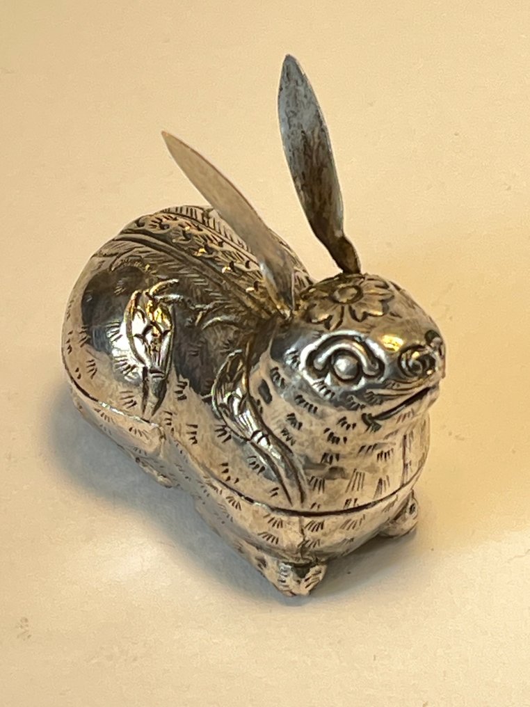 Box - .900 silver - rabbit #1.0