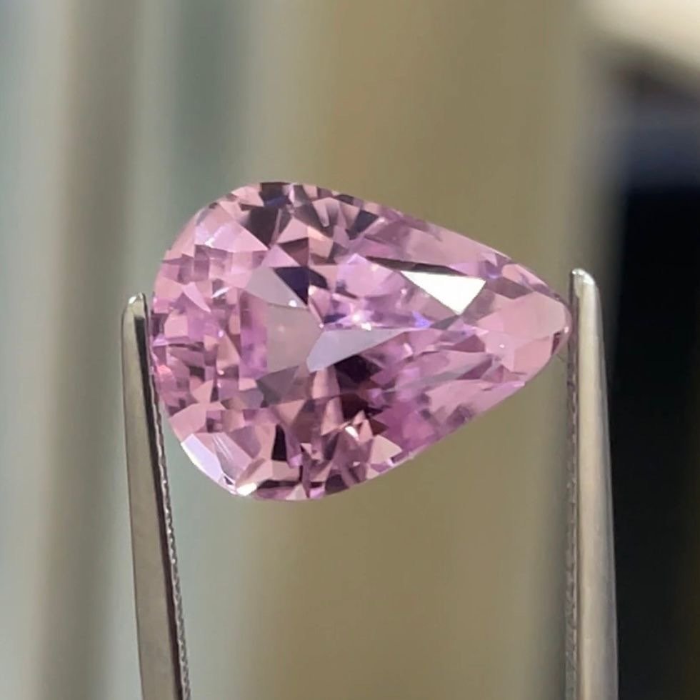 没有保留价 - 1 pcs  粉色, 紫罗兰色 紫锂辉石  - 16.97 ct - 国际有色宝石协会（ICA GemLab） #2.1