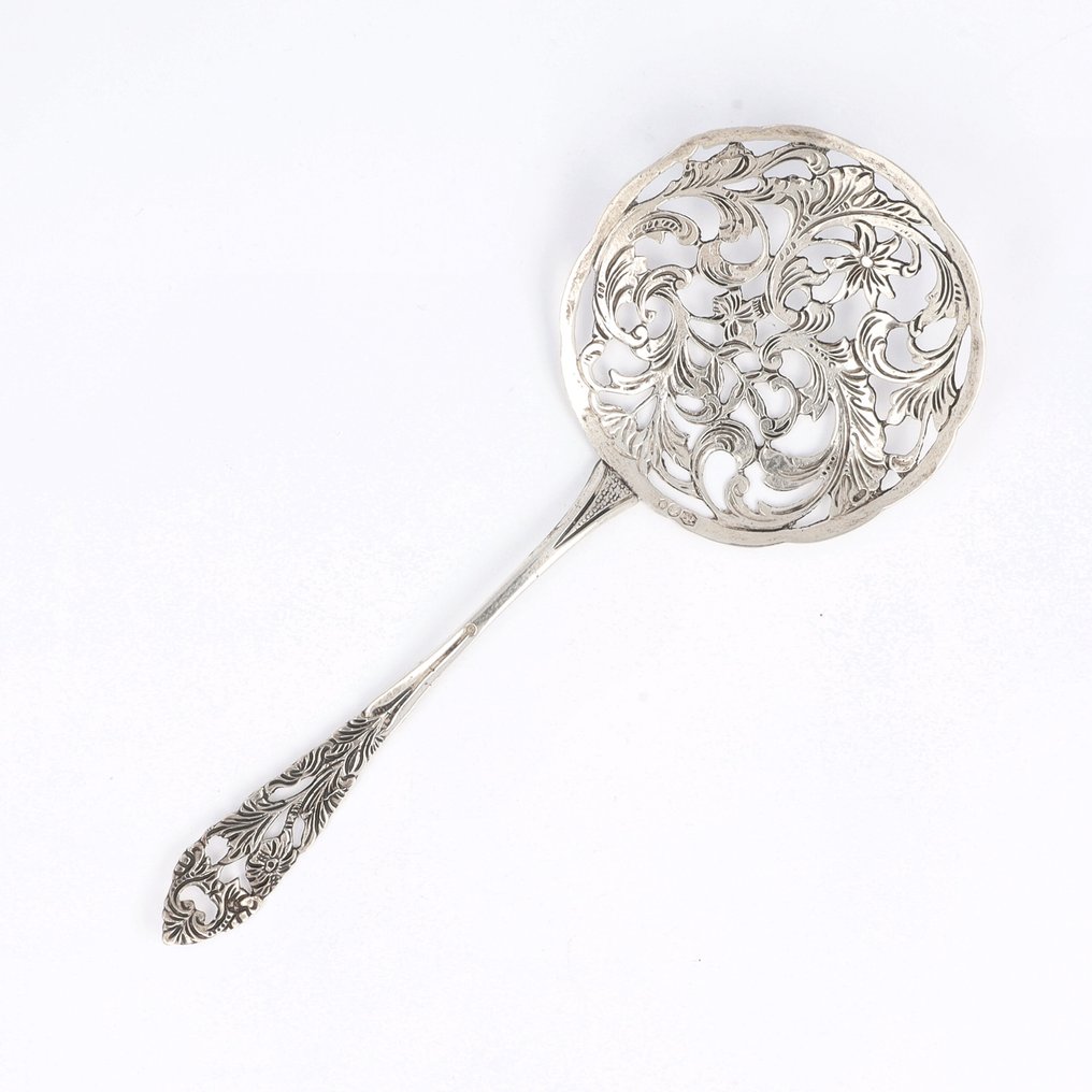 J. & J.G. Niekerk (1947) - Pasteischep - Πιατέλα γλυκισμάτων - .833 silver #1.0