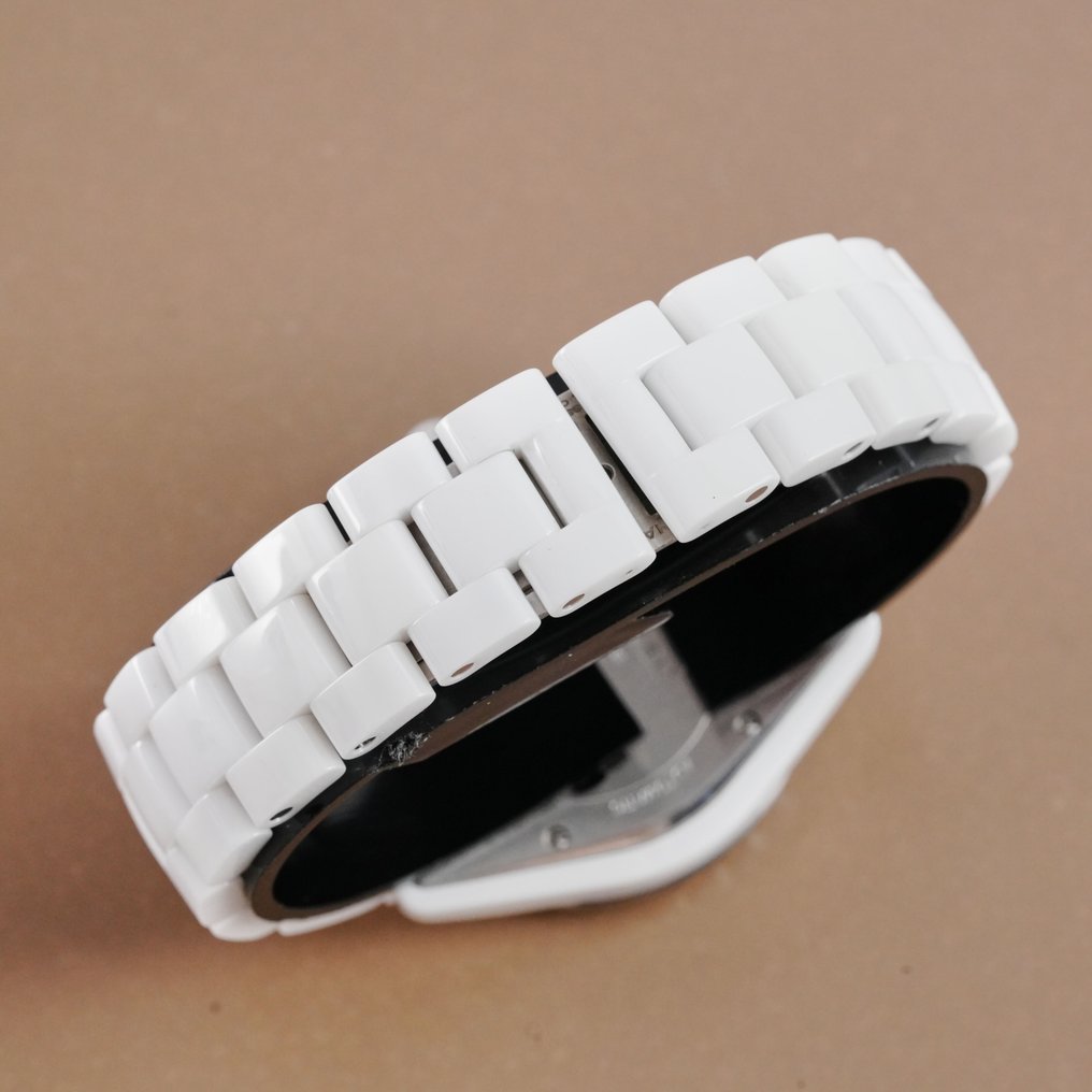 Chanel - J12 Diamond Bezel - H0969 - Unisex - 2010-2020  #3.2