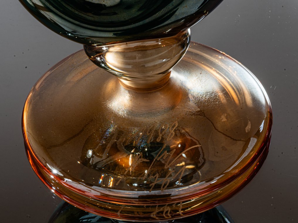 Peter Kaspar - Βάζο - Ανθρακωμένο αντικείμενο βάζου (1988) - Υπογεγραμμένο - Ύψος 23 εκ. - Γυαλί #4.3