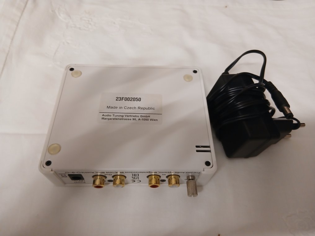 Pro-Ject - Phono Box E Előerősítő #2.1