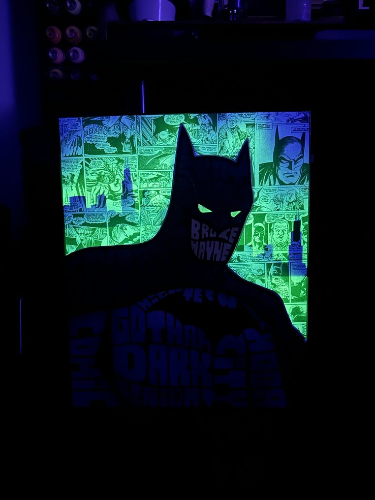 CMON - The Graff'Racters : OldSchool Batman Phosphorescent ( Glow In Night ) #3.2