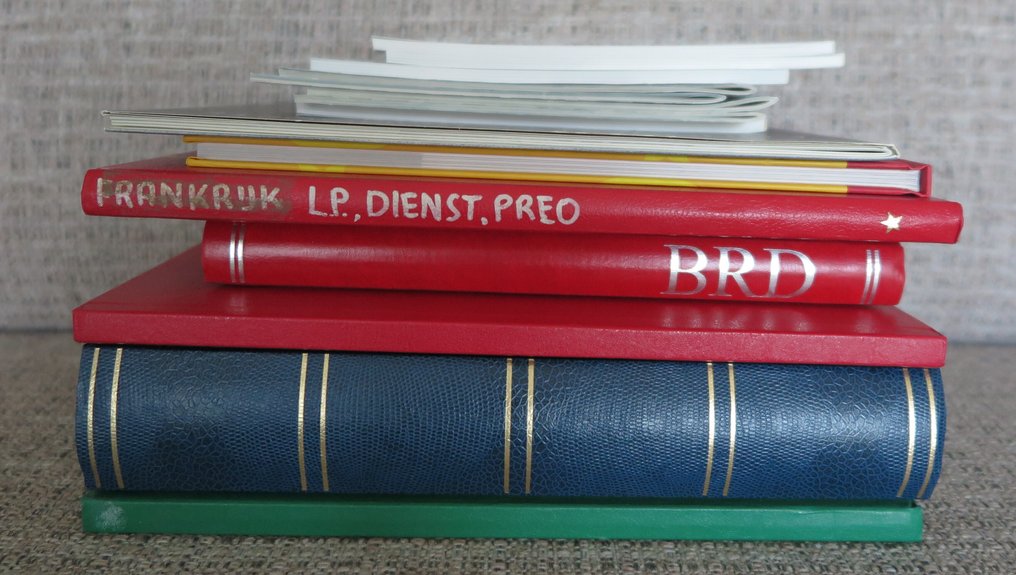 世界  - 5份股票账簿和TAAF凭证的批次 #1.0