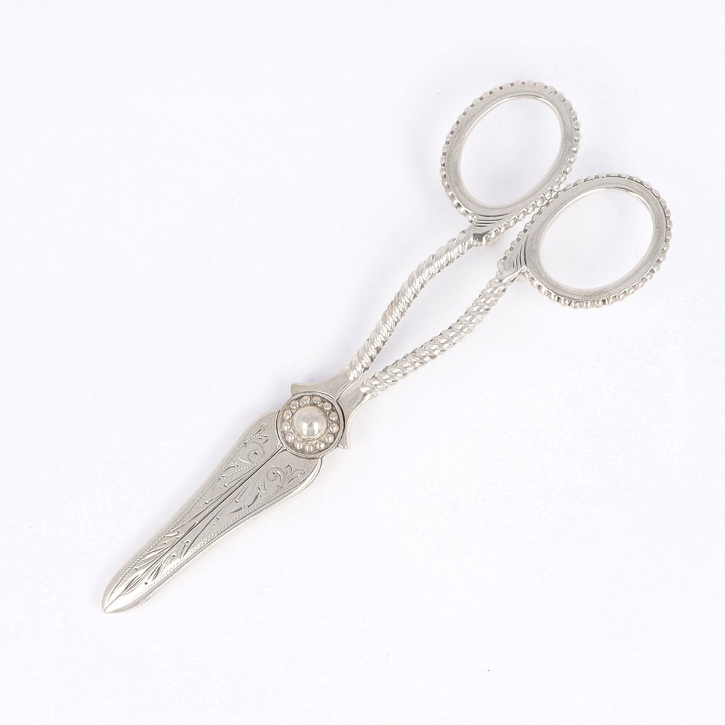 J.M. van Kempen & Zoon - Grape scissors - .833 silver #1.0