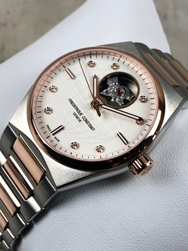 Frédérique Constant - Highlife Heart Beat Diamonds Automatic - FC-310VD2NH2B - Dame - 2020+  #1.0