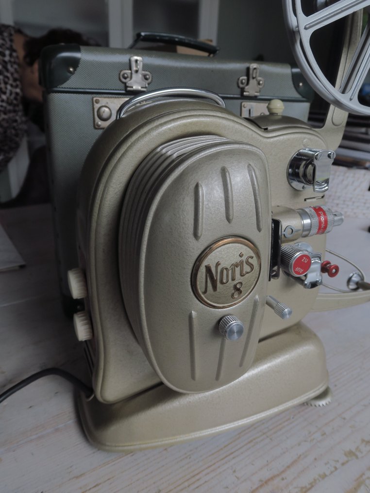Nice lot with Noris 8mm filmprojector Noris 8 Film projector #3.2
