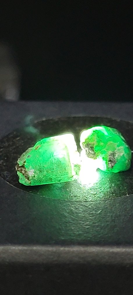 Émeraude Rugueuse- 4.15 g - (4) #1.0