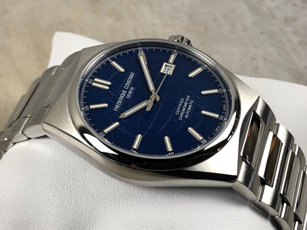 Frédérique Constant - Highlife COSC Automatic - Ingen reservasjonspris - FC-303NS5B6 - Herre - 2020+  #4.3