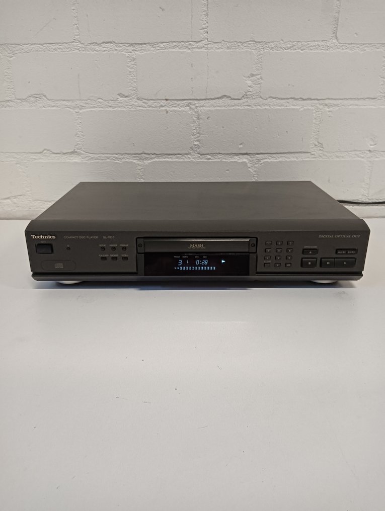 Technics - SL-PG3 CD player #1.0