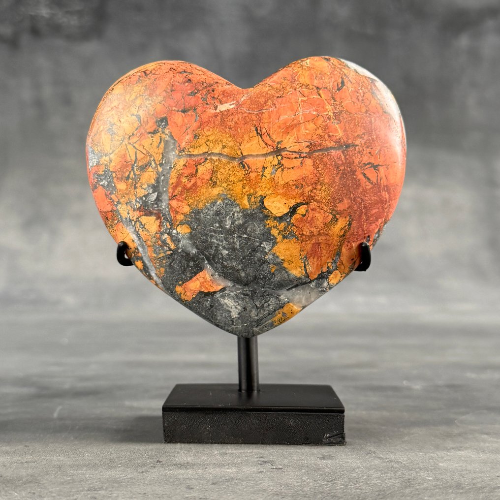 Χωρίς ελάχιστη τιμή - Υπέροχο ζευγάρι κόκκινο Maligano Jasper Καρδιά και σφαίρα σε προσαρμοσμένες βάσεις.- 1400 g - (2) #2.1