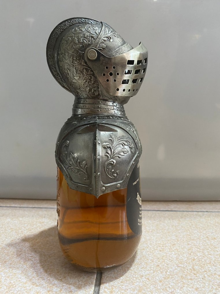 Nikka G&G with Knight Armour  - 760ml #2.1
