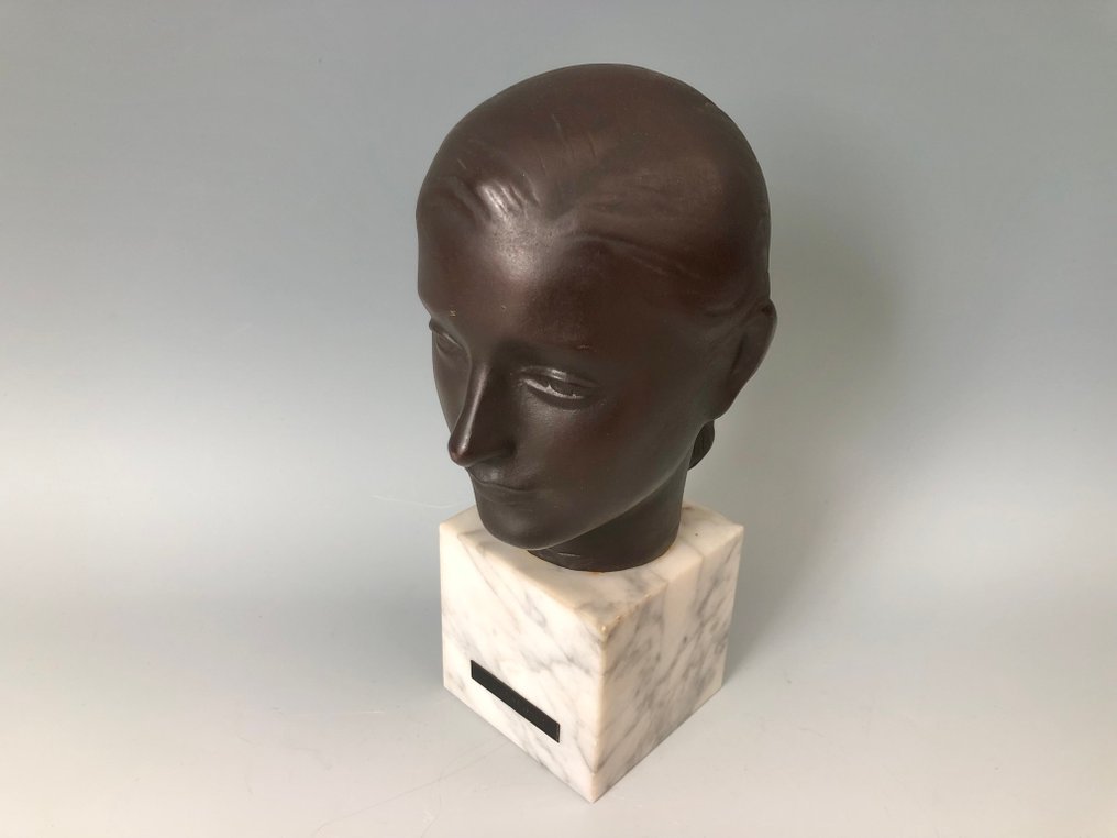 Lora (Bronze Bust) - Skulptur Brons - Japan #2.1