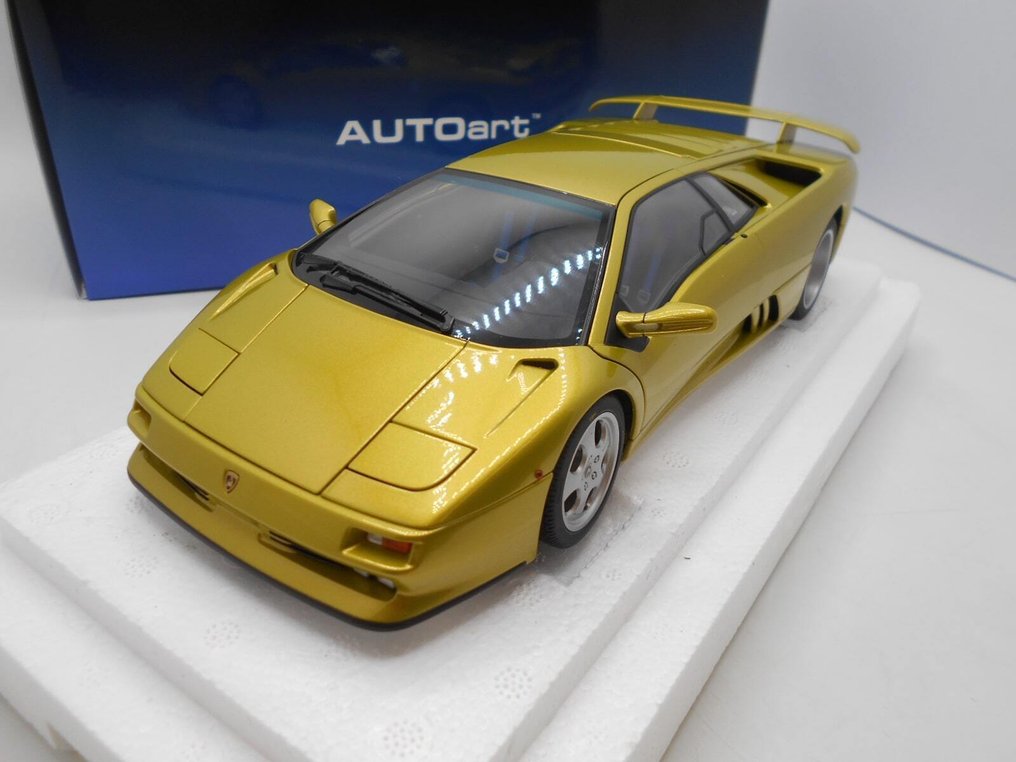 Autoart 1:18 - Modellauto - Lamborghini Diablo SE30 1993 - (cod.C42) #1.0