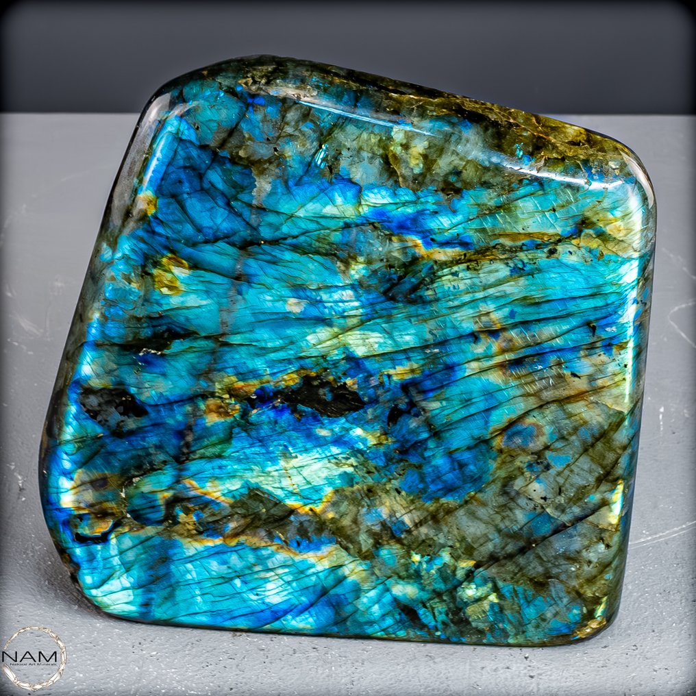 天然一等品质拉布拉多石 抛光的- 2784.41 g #2.1