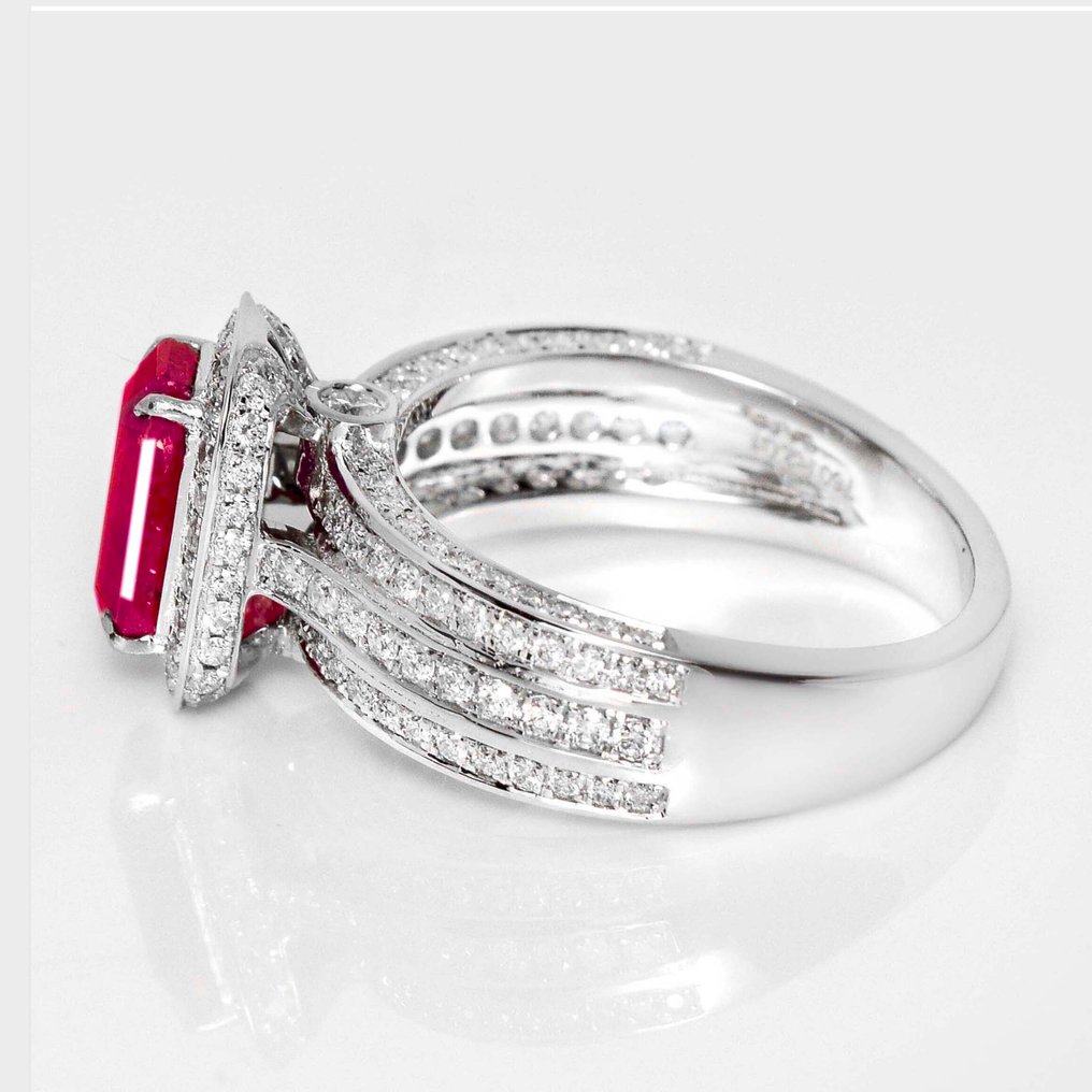 沒有保留價 - 戒指 - 18 克拉 白金, GIA 2.01 克拉 未加热 浓烈红色 -  3.10ct. tw. 紅寶石 - 鉆石 #3.2
