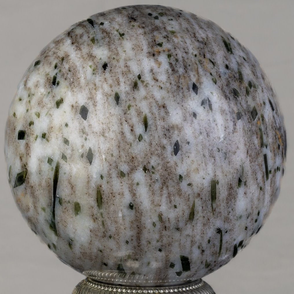 Πράσινη Τουρμαλίνη Ωραία μεγάλη πράσινη σφαίρα τυρμαλίνης - Ύψος: 11.5 cm - Πλάτος: 11.5 cm- 2331 g #2.1
