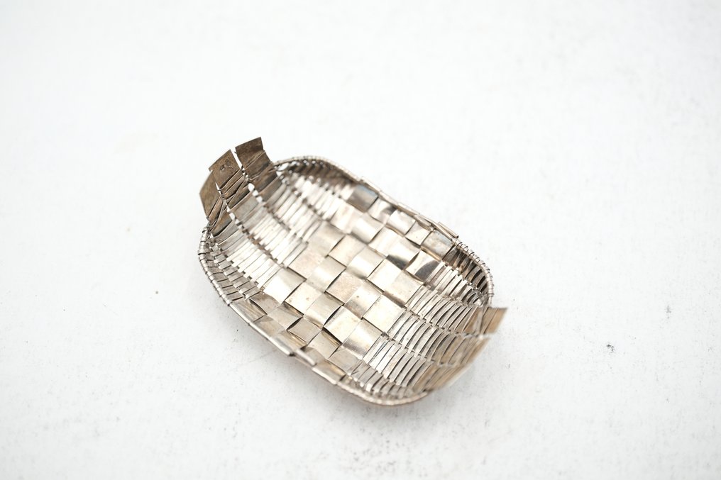 Figur - Small Table Basket - .833 Silber #1.0