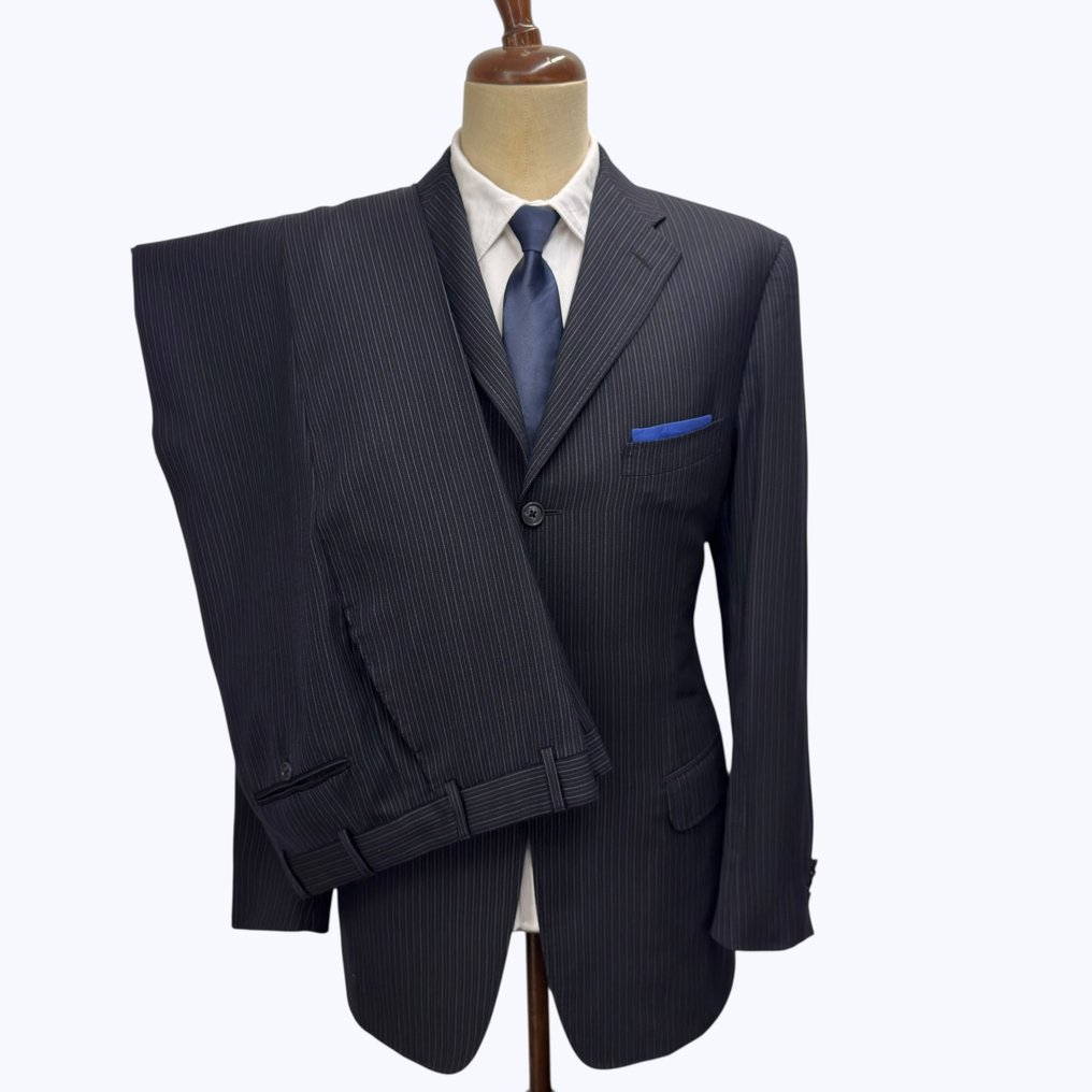 Corneliani - Cashmere/Virgin Wool - Made in Italy - Size 50 - Κοστούμι #1.0