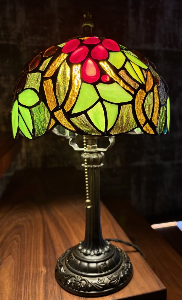 Style Tiffany - 檯燈 - 在艺术新潮精神中“葡萄串” - 玻璃, 金屬, 樹脂 #1.0