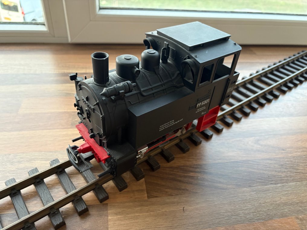 LGB G - 2075 - Όχημα μεταφοράς ατμομηχανής (1) - BR 99 5001 "De Kleine Dikkerd" - HSB, DR (DDR) #3.2