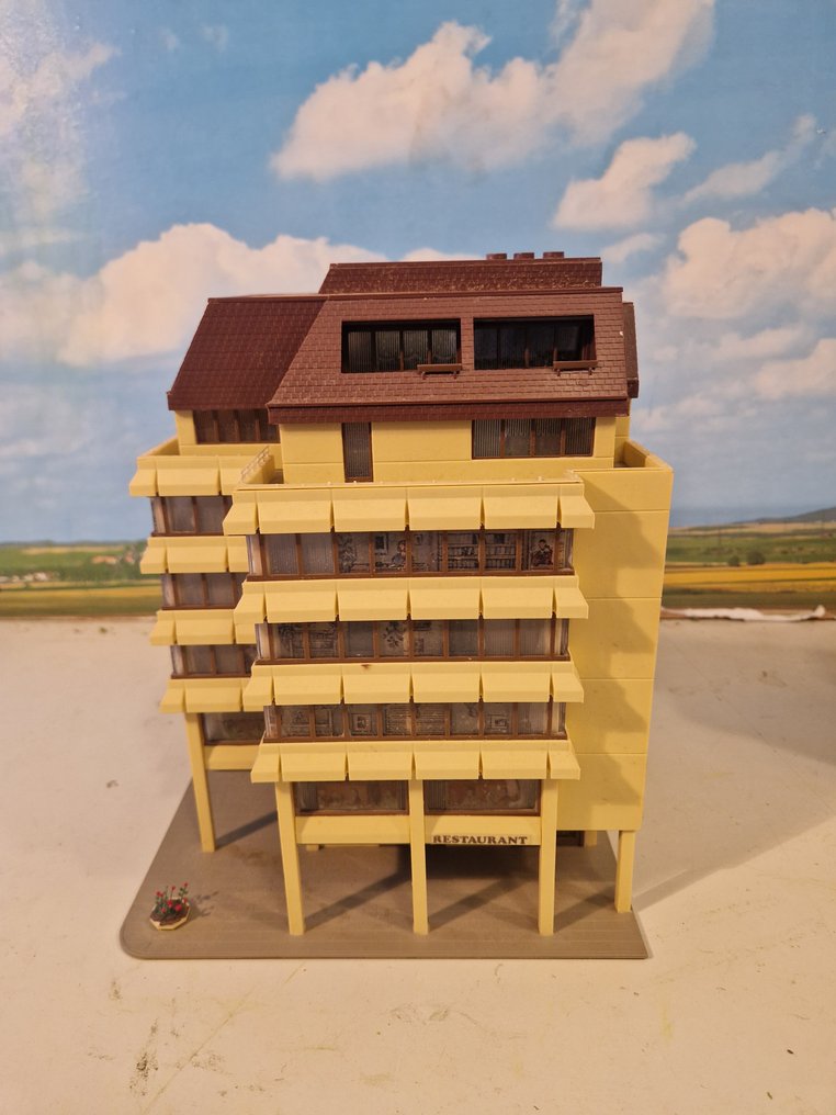 Kibri H0 - Machete tren (3) - apartamente #1.0