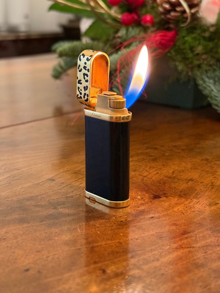 Cartier - Lighter - Gold-plated, Lacquer #1.0