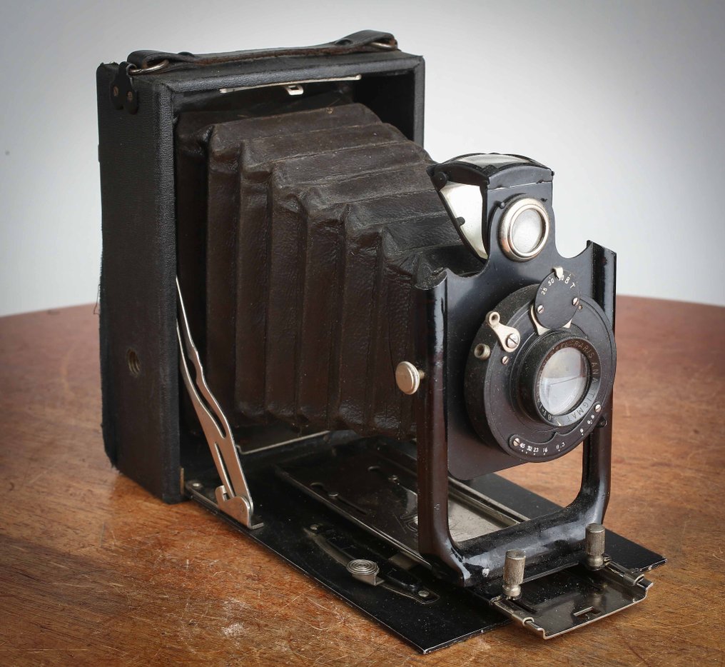 Hema avc Roussel 6,8/135mm  Photo-Echange Grenoble Medium format camera #1.0