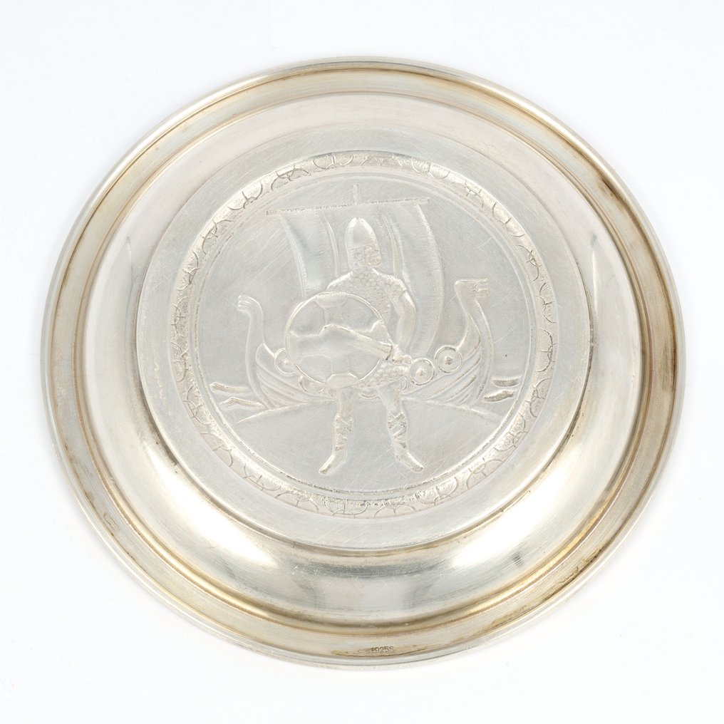 Magnus Aase - Emaillen Decor - Bottle coaster - .925 silver #4.3