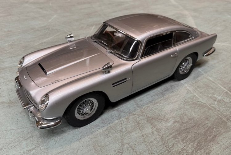 Eaglemoss 1:8 - Σπορ αυτοκίνητο μοντελισμού - Aston Martin DB5 James Bond 007 #3.2