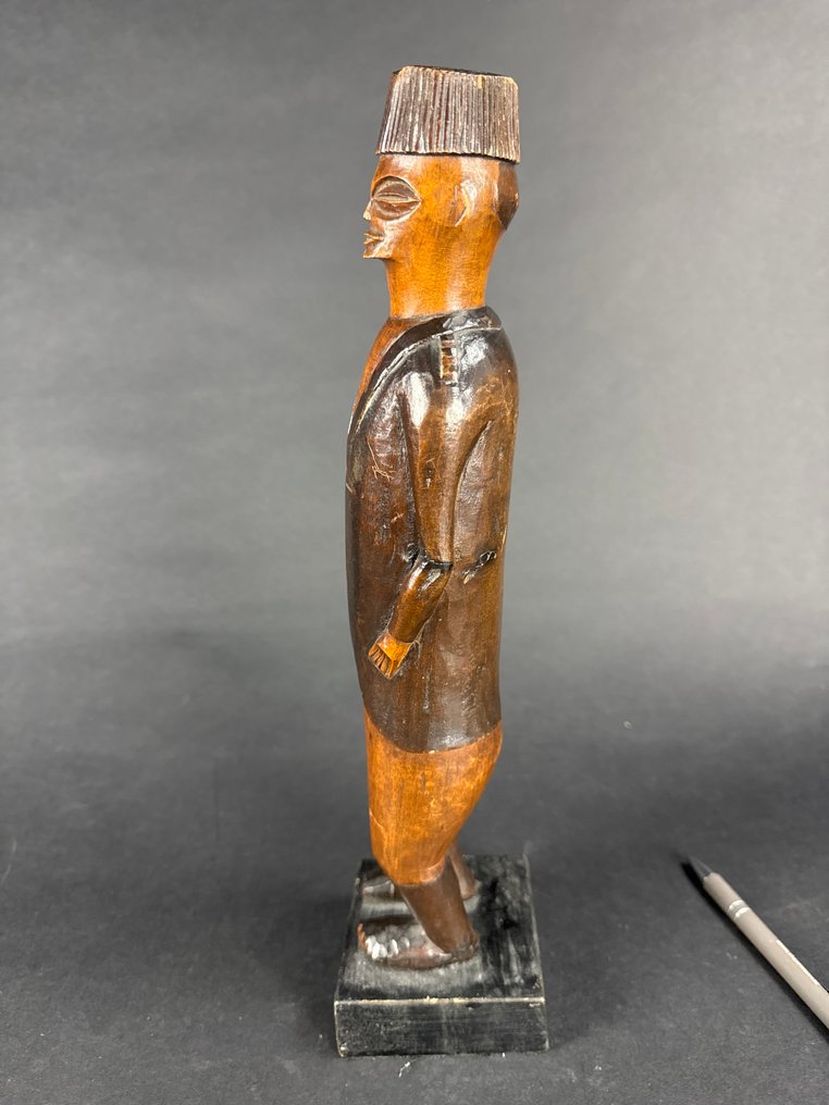 Man Colon - Statua - Lwena-Tshokwe - Congo #2.1