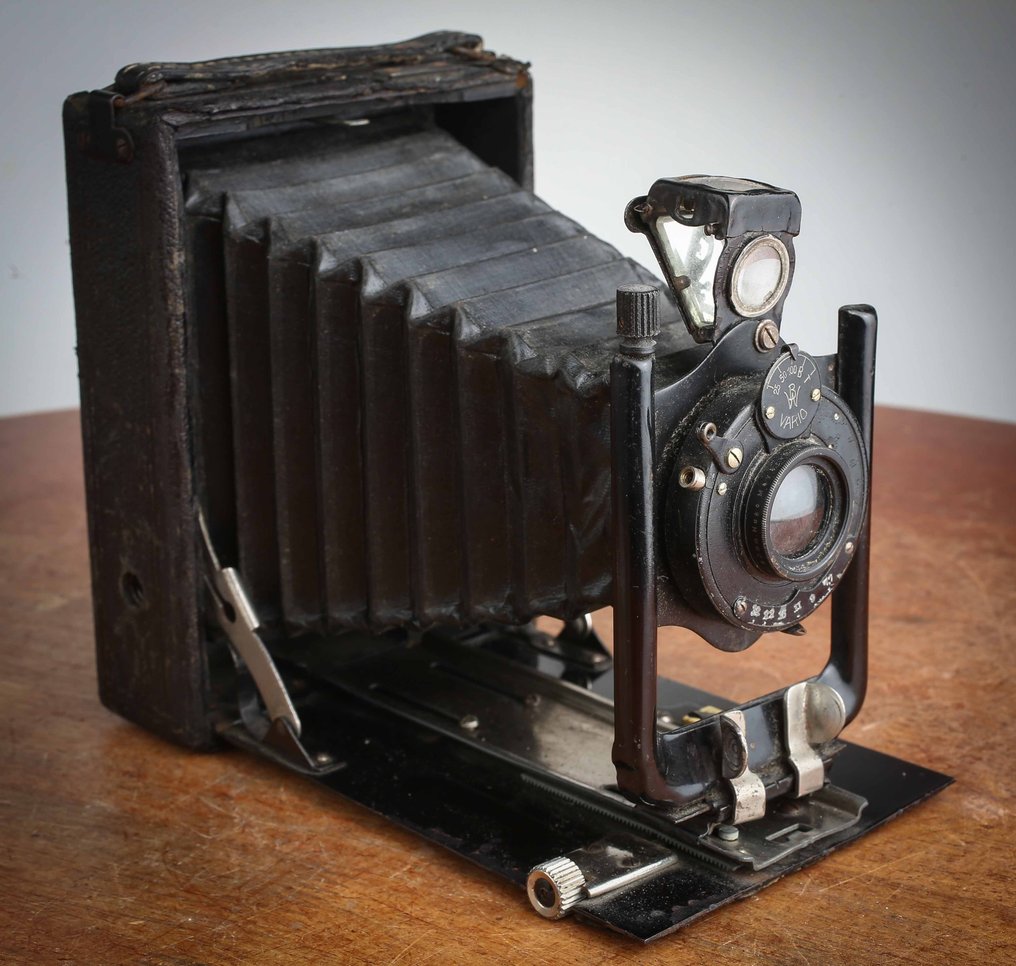 Ihagee avec Hugo Meyer 7,7/140 mm Medium format camera #1.0