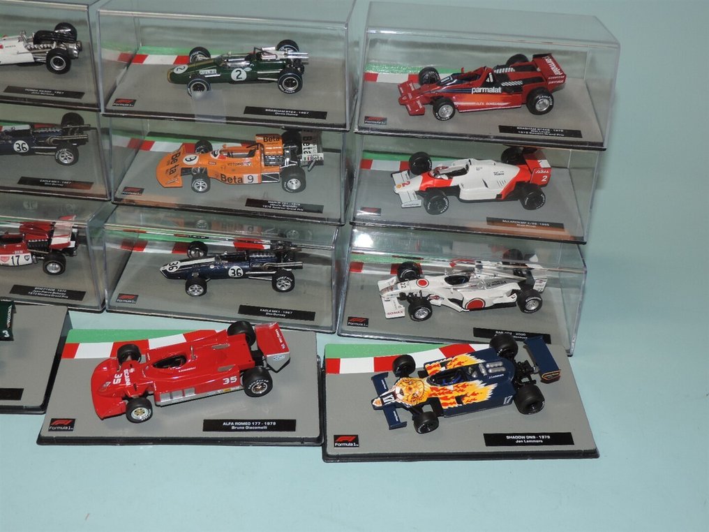 racing-cars 1:43 - Αυτοκίνητο μοντελισμού  (12) - Formule 1 modellen - Πρωτότυπο κουτί βιτρίνας. #2.1