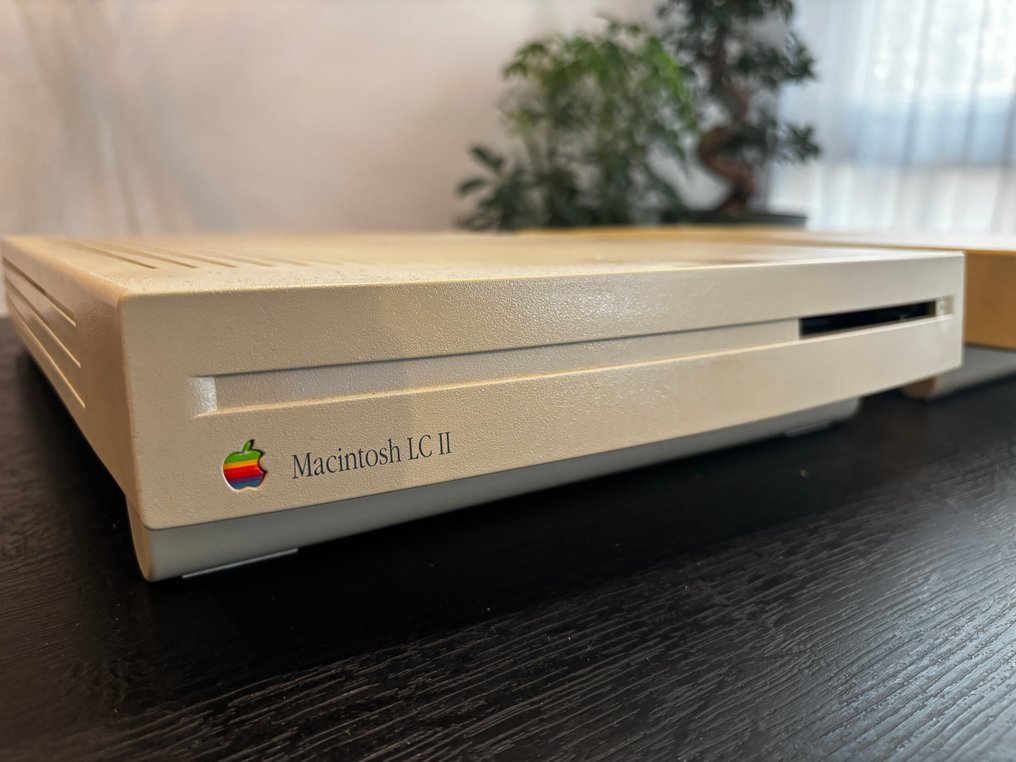 Apple Macintosh LC & Macintosh Performa 400 | pizza-box duo - Computer (2) #1.0