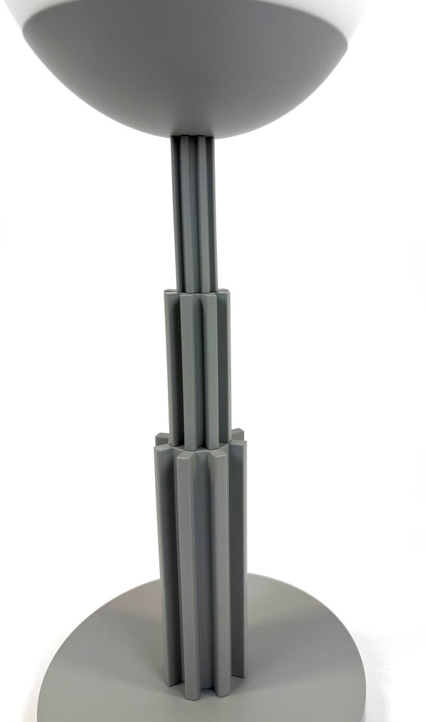 Aldo Rossi - Φωτιστικό - AR04 - Χρωμιωμένο αλουμίνιο, γκρι και γυάλινη σφαίρα. #3.2