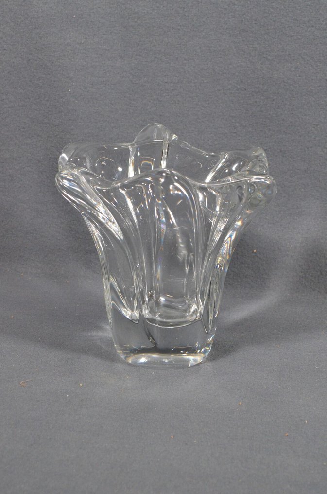 Daum - Βάζο -  Ταραχώδες ανθόραμα με πτυχώσεις.  - Κρύσταλλο #1.0