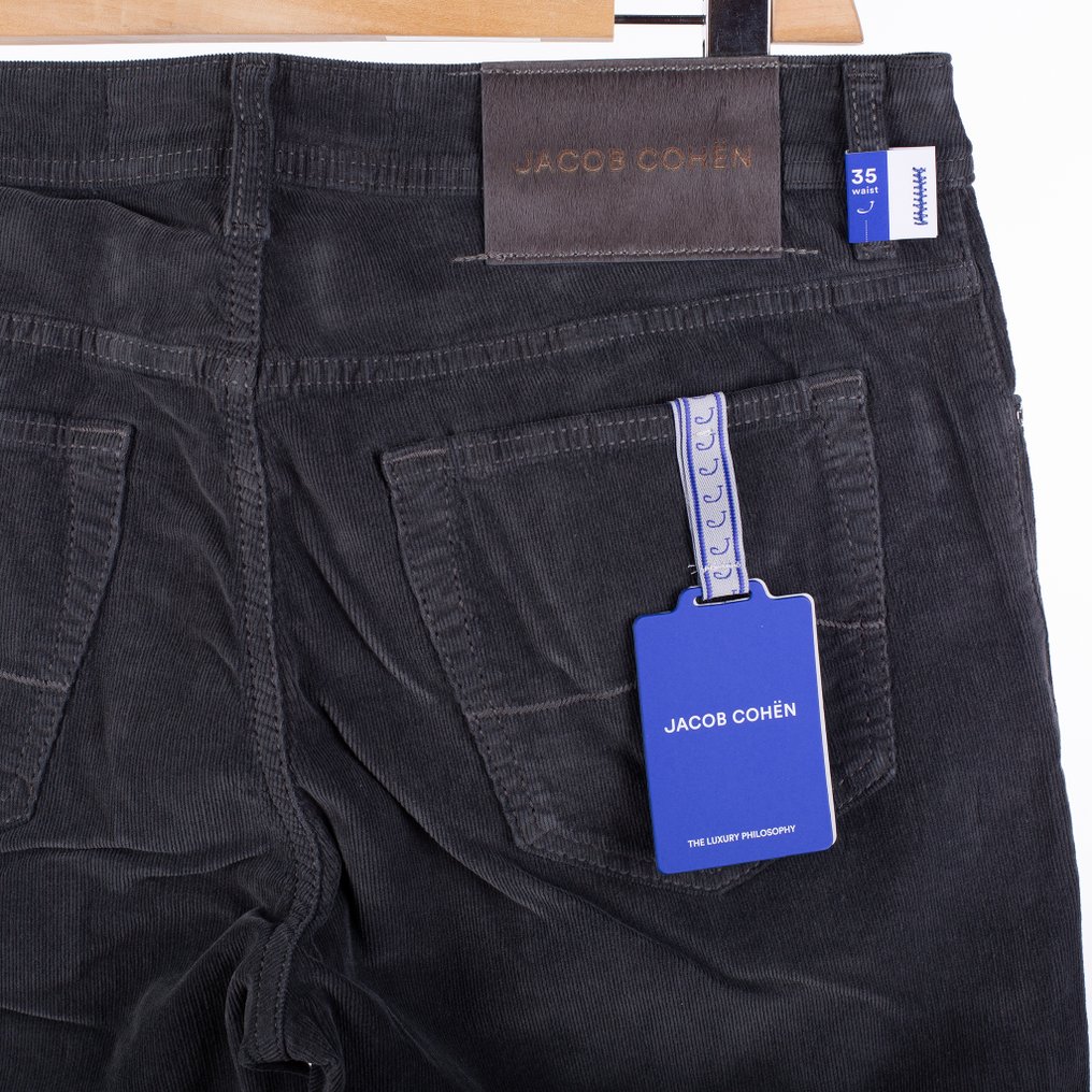 32 - Jacob Cohen - No Reserve - BARD - 牛仔裤 - 带标签的新品 #1.0