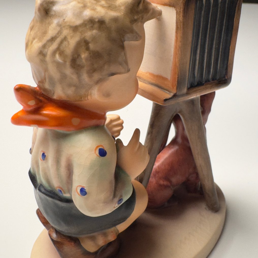 Goebel - Figur - Junge mit Kamera - TMK6 - Porcelæn #4.3