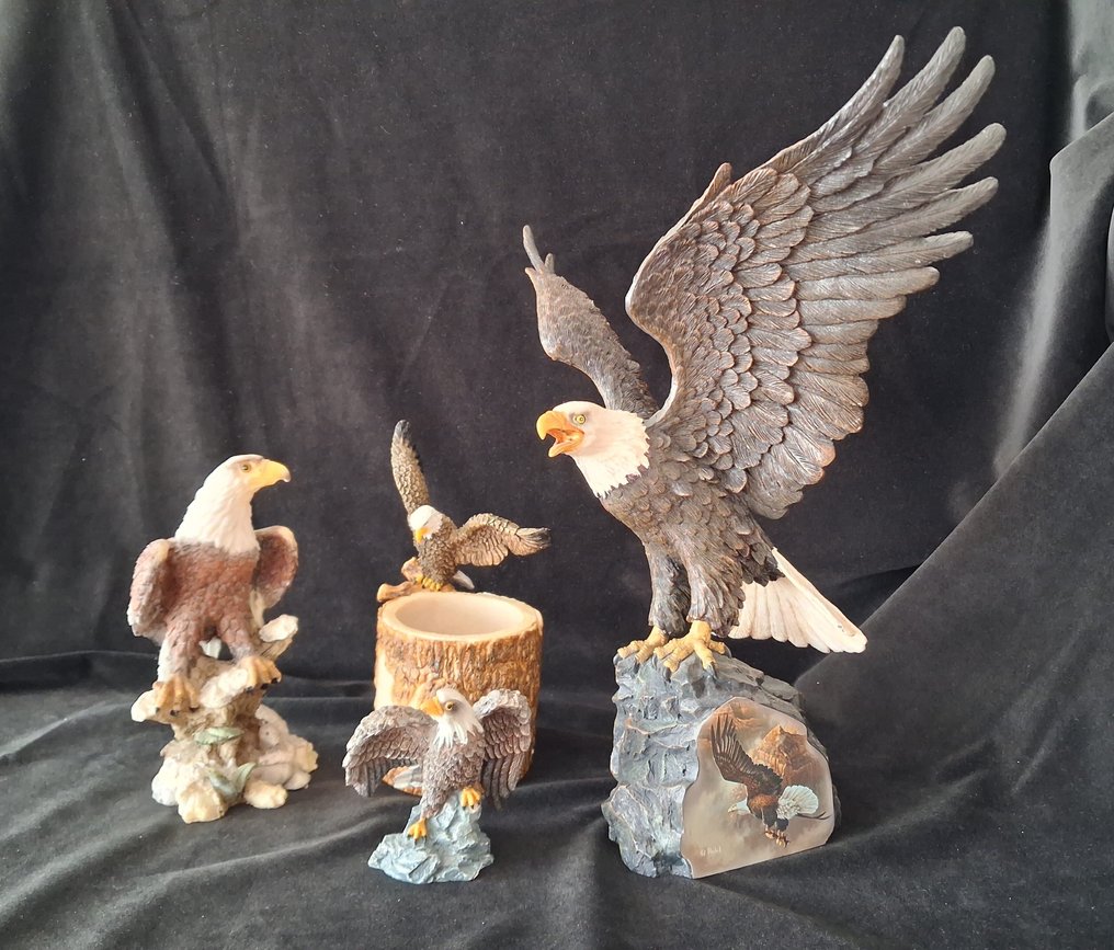 Temasamling - En samling af amerikanske Bald Eagle-figurer. #1.0