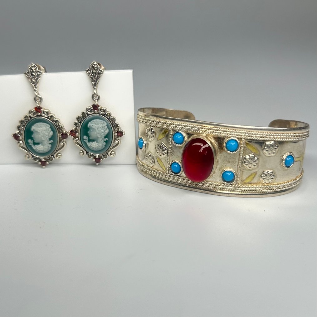 沒有保留價 - 兩件珠寶套裝 925银手链与耳环 混合寶石 #1.0