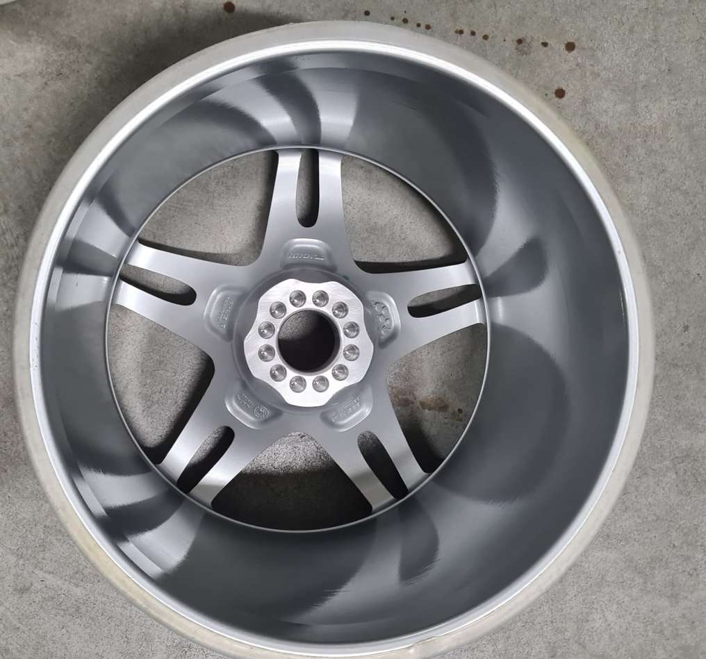 汽车部件 - Ferrari - Cerchio FERRARI ENZO post 19" cod. 184186 REAR WHEEL - 2000年后 #2.1