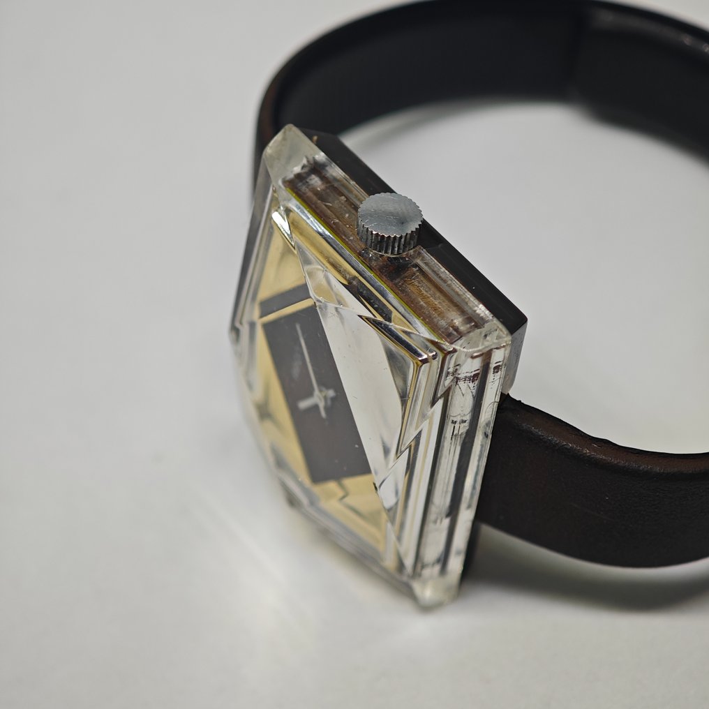 Agon - Space Age - Ingen mindstepris - Mænd - 1970 #1.0