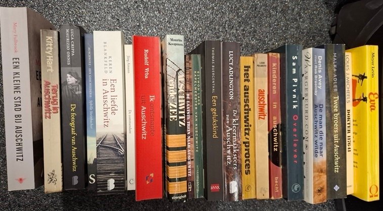 20 leesboeken over concentratiekamp Auschwitz WO 2 - 1965-2024 #1.0