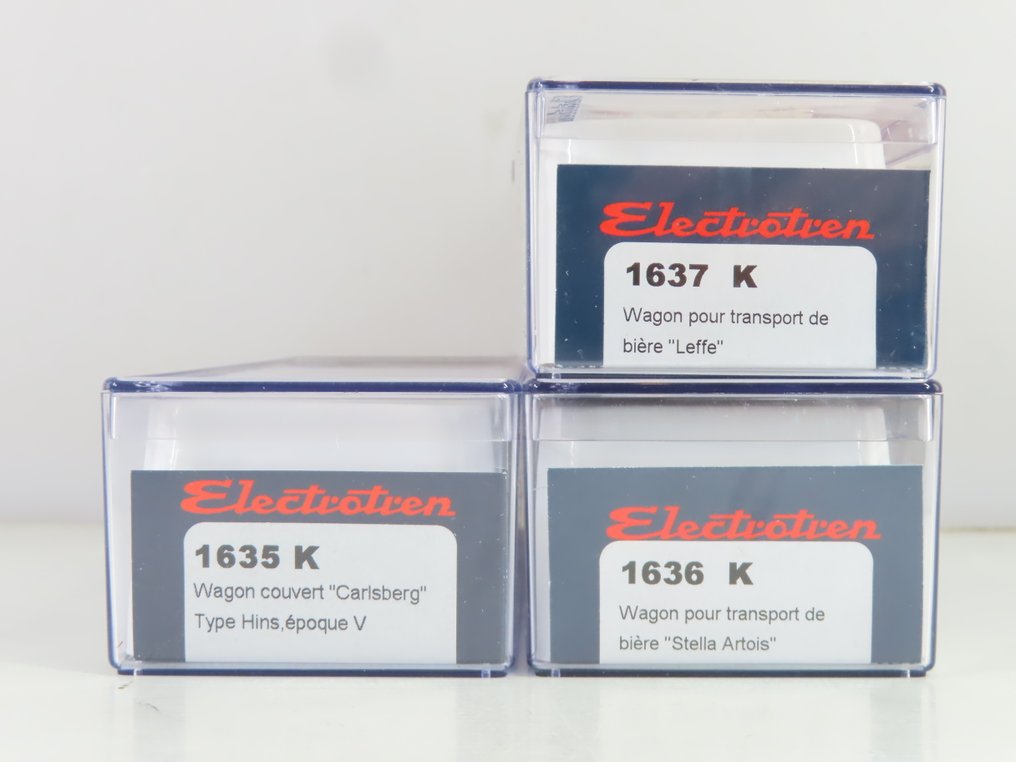 Electrotren H0 - 1635K/1636K/1637K - 模型貨運火車 (3) - 3个2层货架，分别是‘Stelle Artois’、‘Carlsberg’和‘Leffe’。 - SNCF #2.1